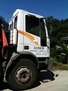 loser swimming pool truck 