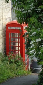 red telephone box