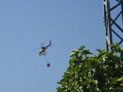 helicopter with full water sac