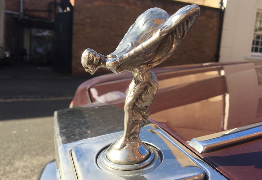 Rolls Royce emblem spirit of ecstasy