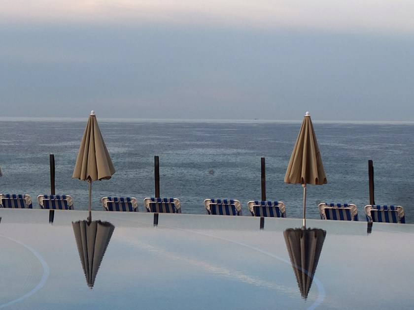 parasols, pool, sea, sky