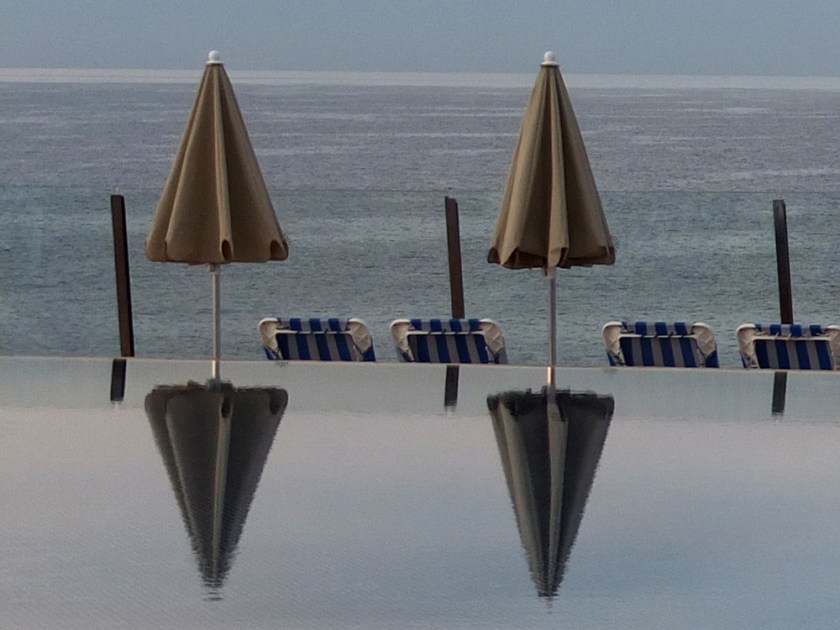 parasols, pool, sea, sky