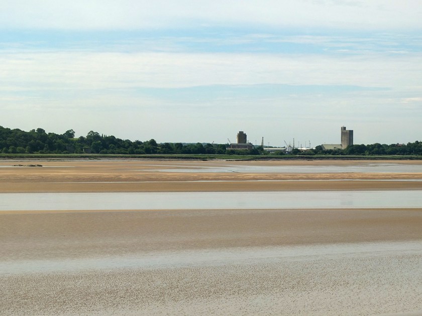 Low tide. Severn River. Severn Estuary